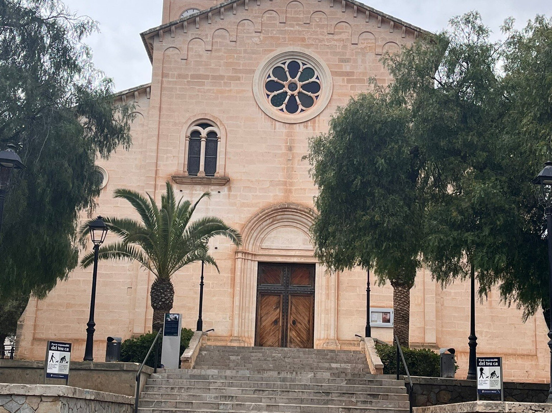 Church Santa Maria De Portocristo-克里斯托港必去景点