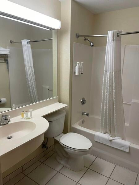 Microtel Inn & Suites by Wyndham Leesburg/Mt Dora主图