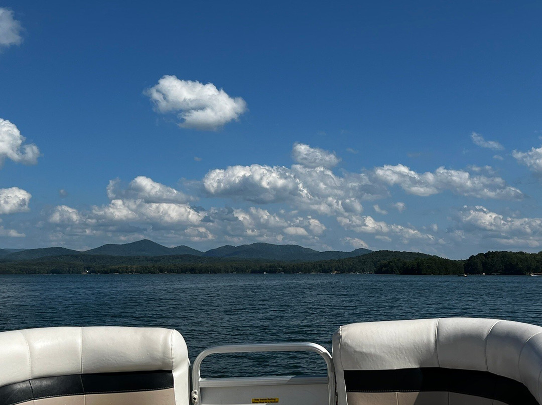 Blue Ridge Boat Rentals景点图片