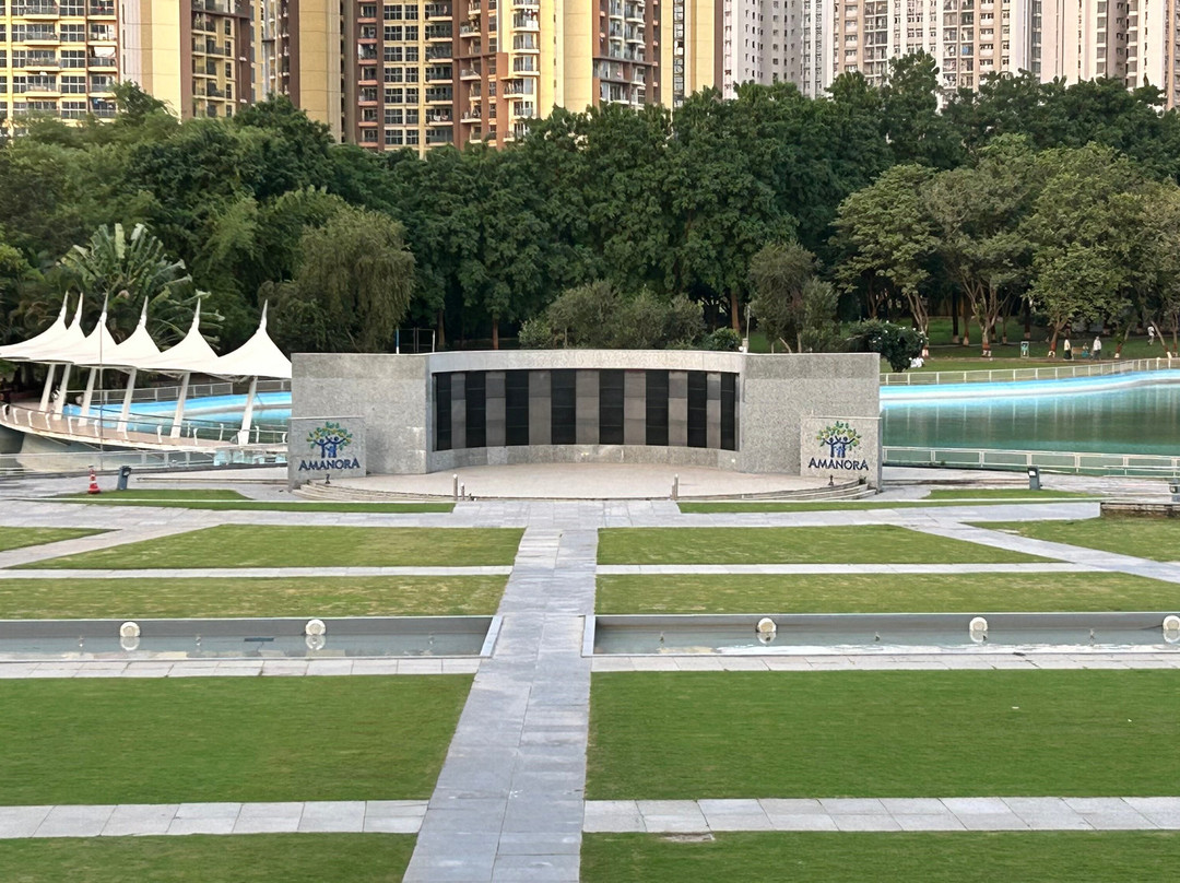 Amanora the Fern Hotels and Club主图