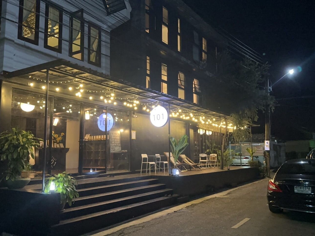 Trat 101 Hotel主图