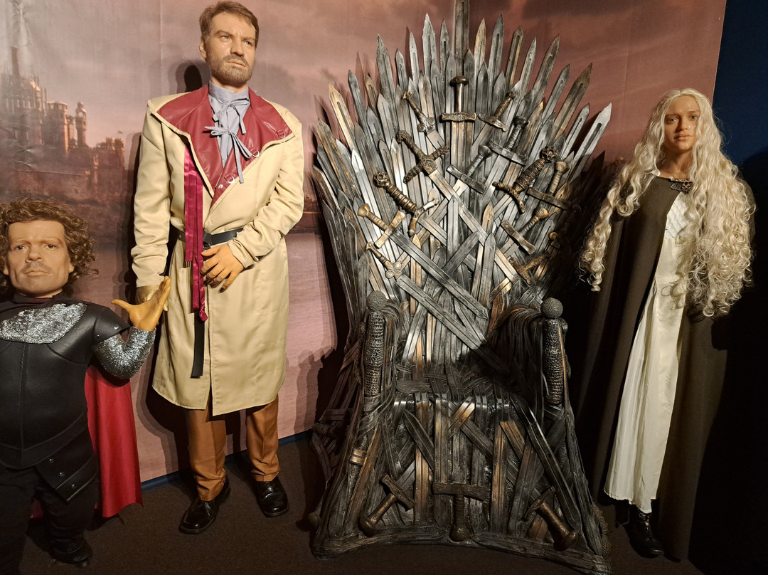 Museum of wax figures-缅济兹德罗耶必去景点