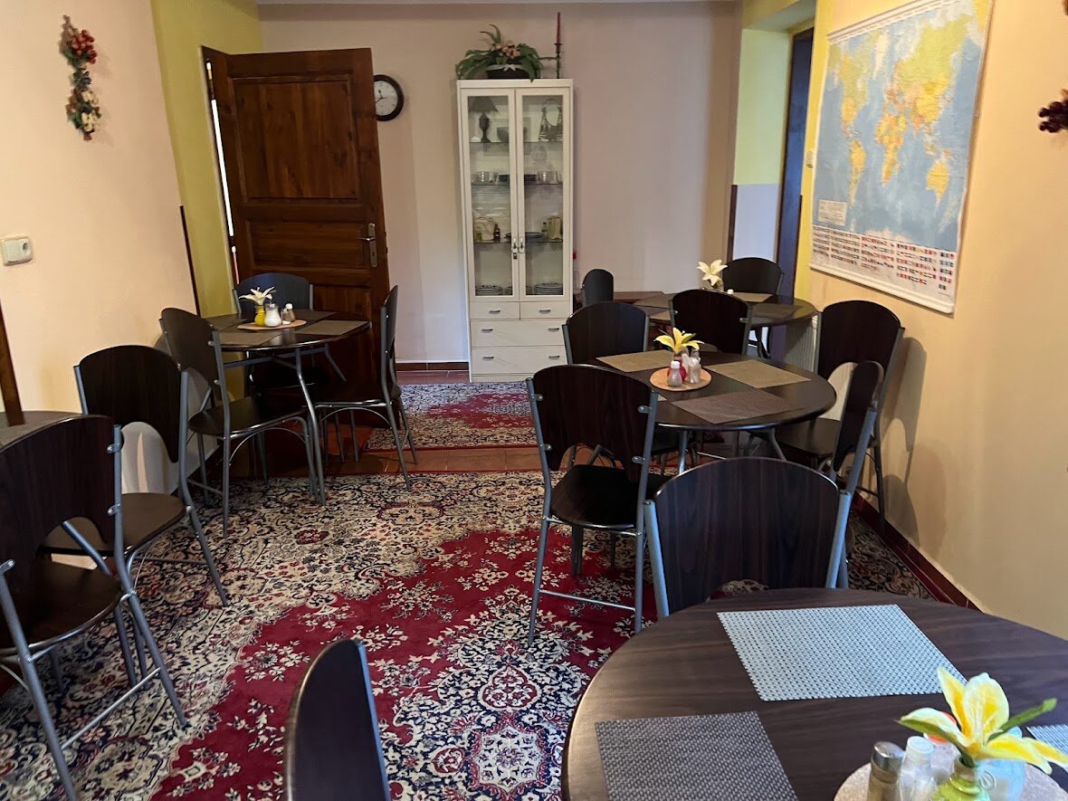 潘修恩信天翁酒店-官方