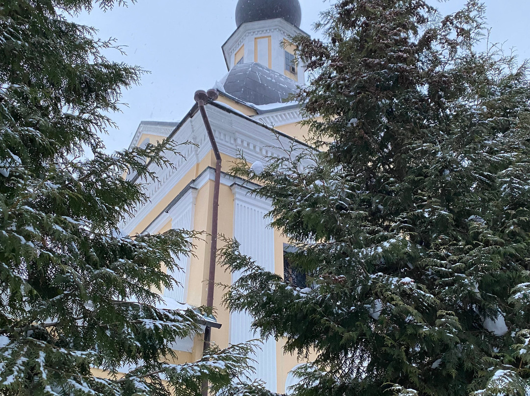 Church of the Life-Giving Trinity in Martemyanovo-Martemyanovo必去景点