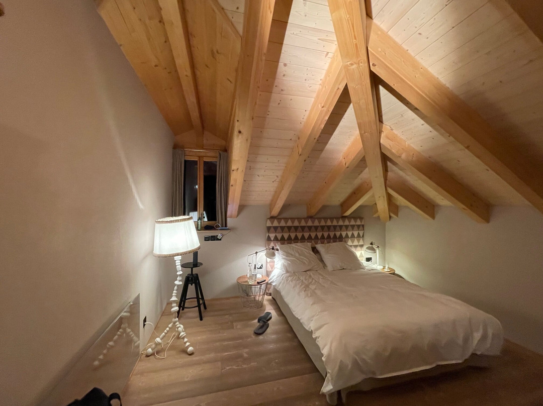 Hotel De Londres主图