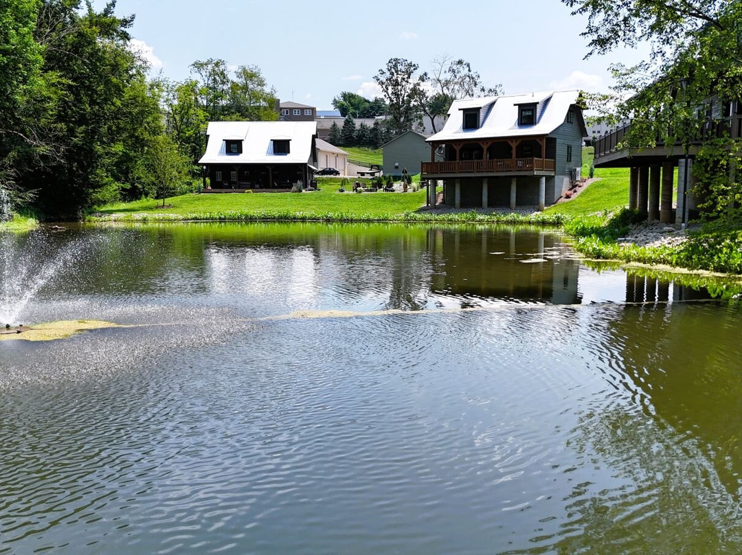 Water's Edge Cabins