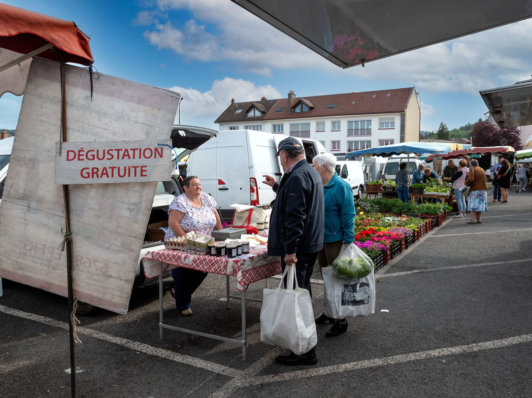Le Marché De Gérardmer-热拉尔德梅必去景点