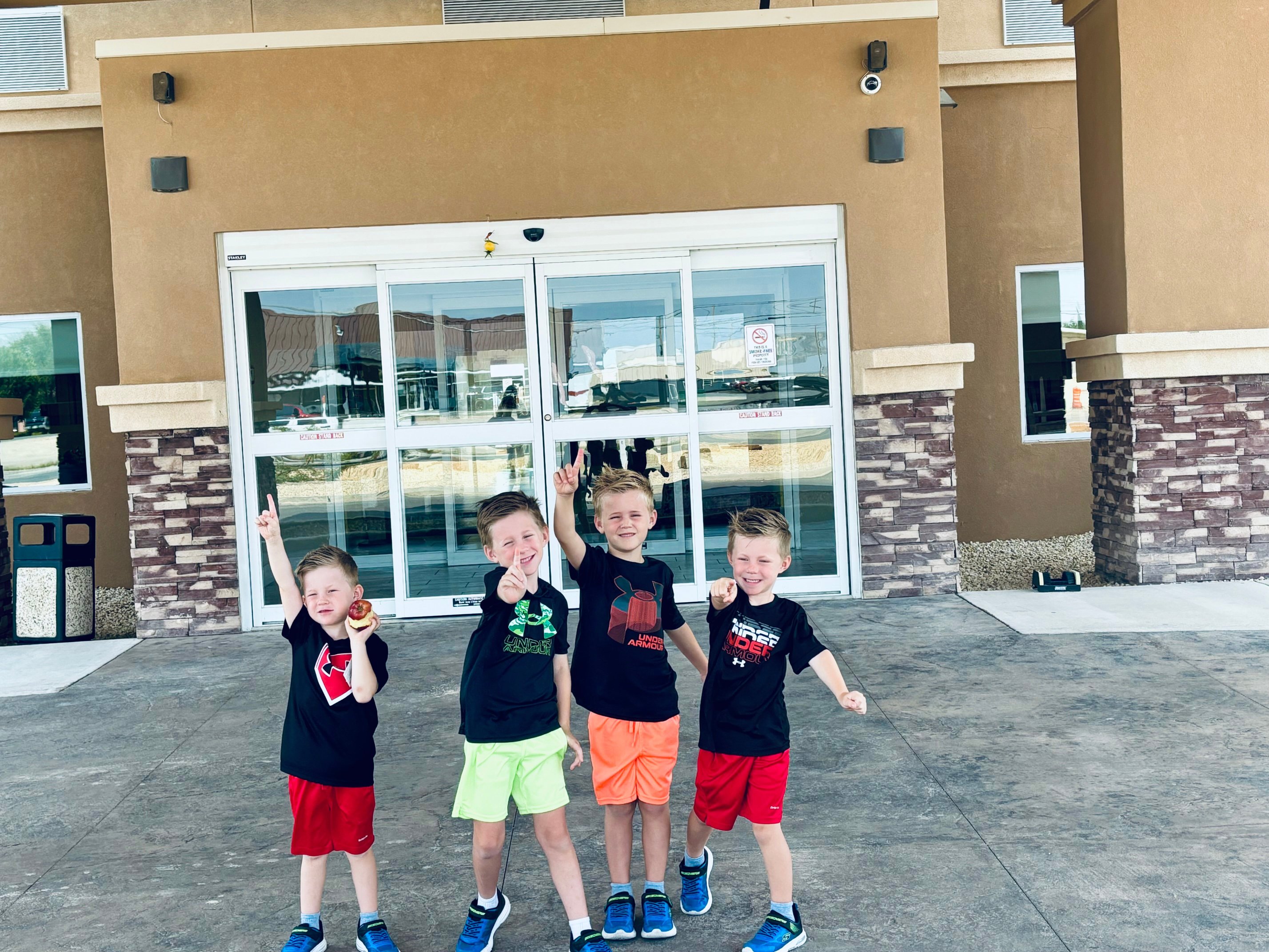 Quality Inn & Suites Carlsbad Caverns Area-浴室