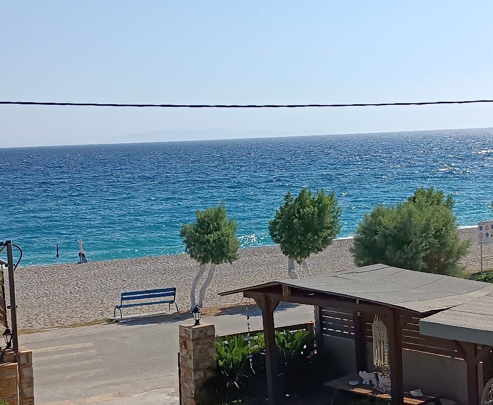 Almirikia Apartment Homes主图