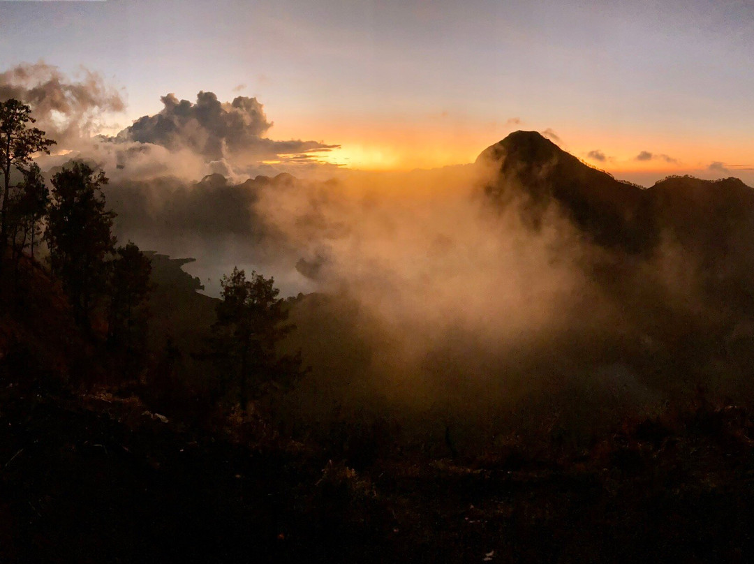 Senaru Trekking景点图片