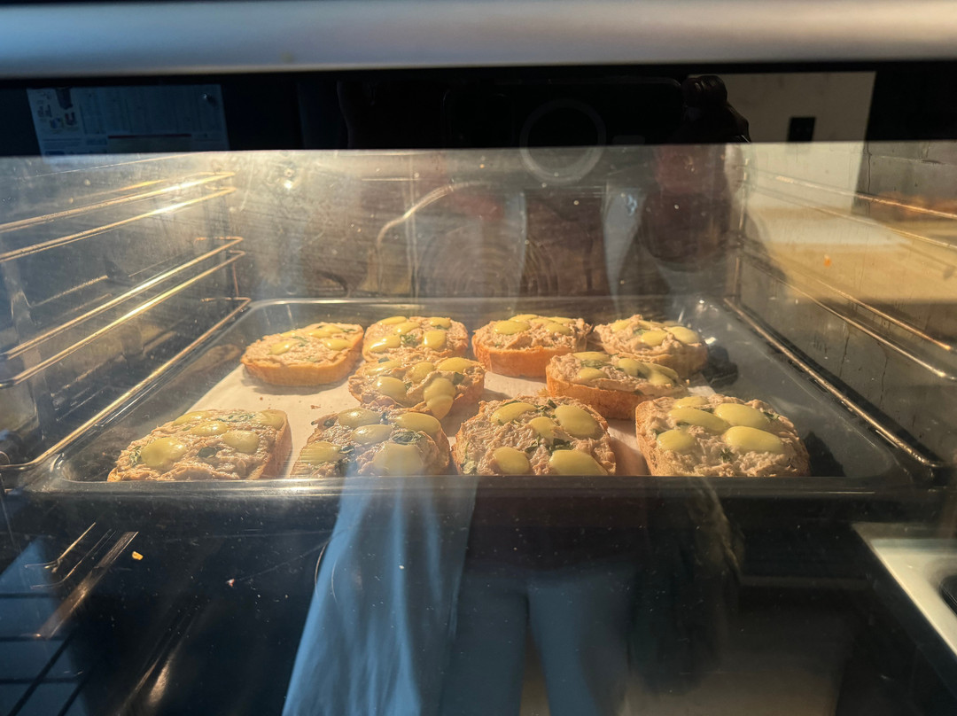 Le Fournil De Flavigny- Bakery & Shop