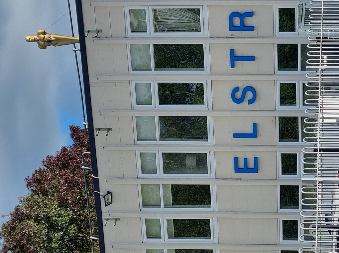 Elstree Studio景点图片