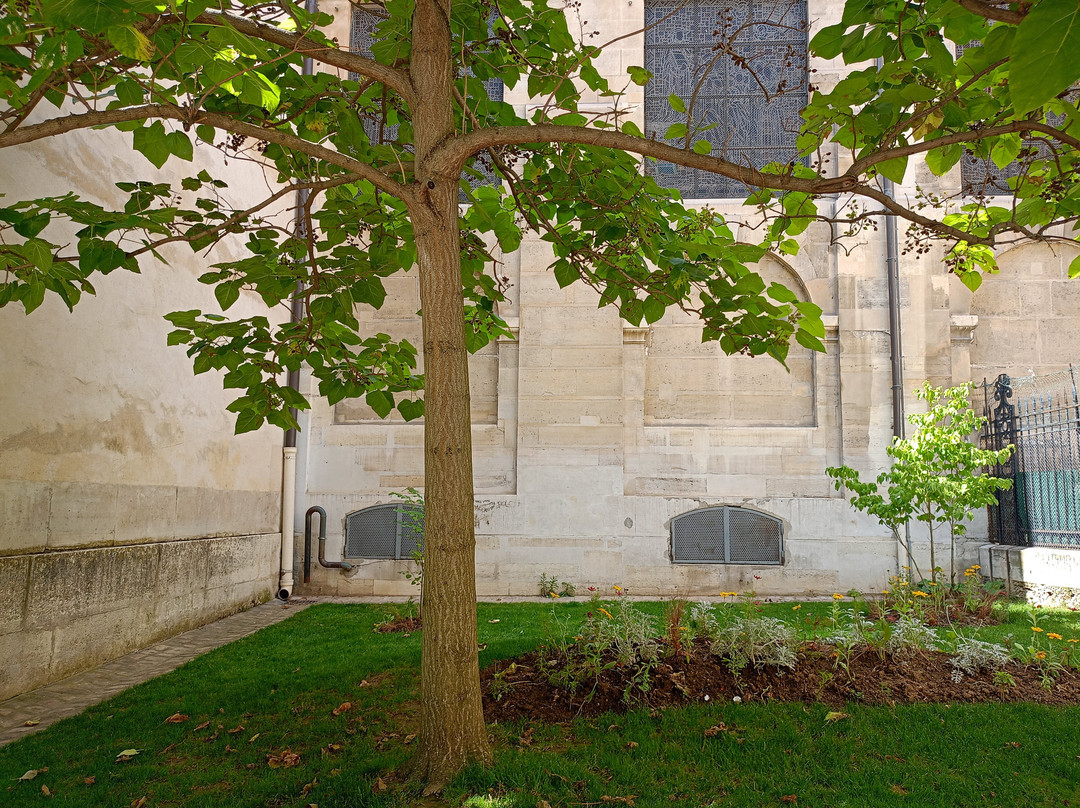 Square Charles Victor Langlois-巴黎必去景点