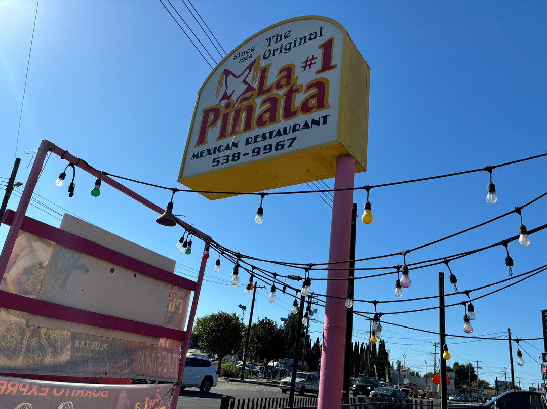 LA Pinata