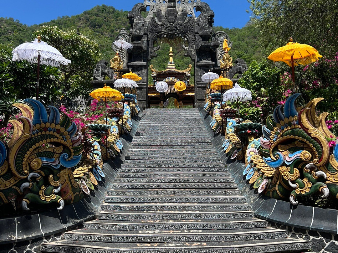 Pura Melanting景点图片