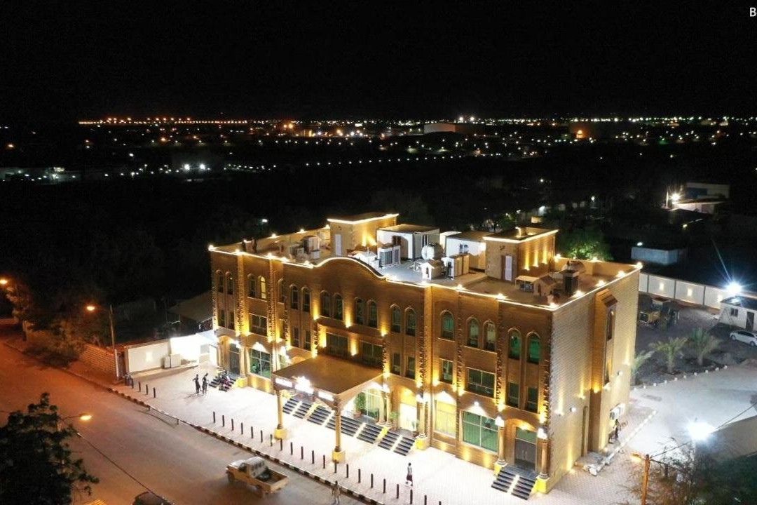 Golden Airport Hotel主图