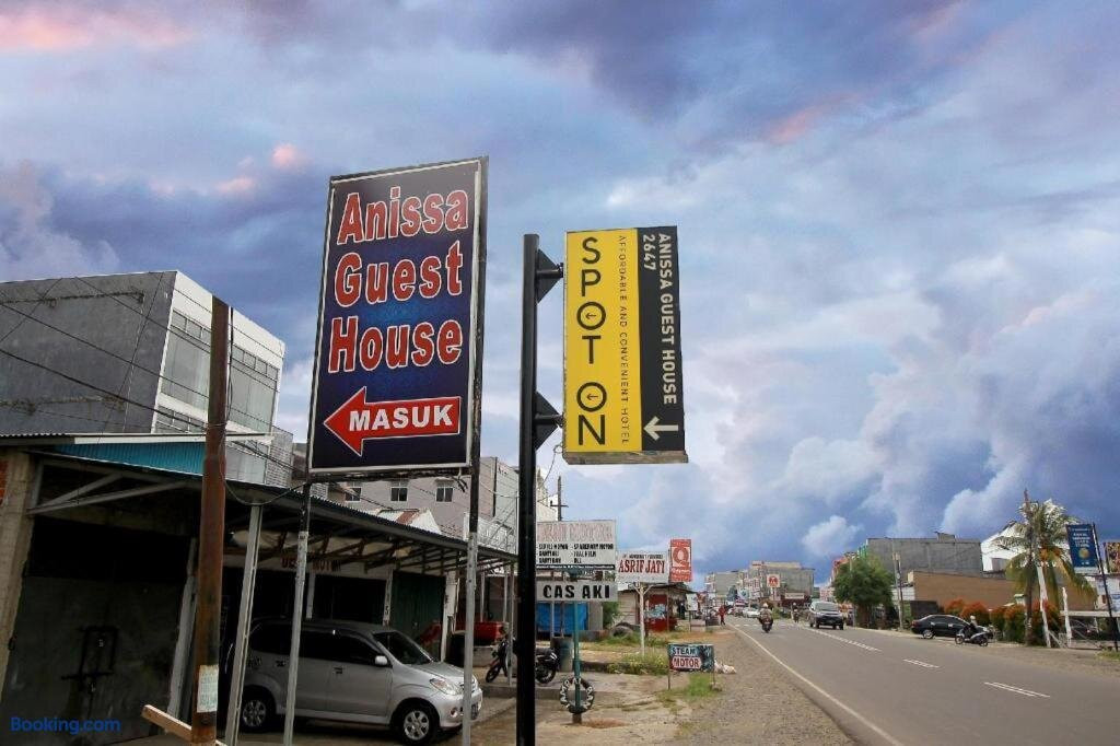 SPOT ON 2647 Anissa Guest House