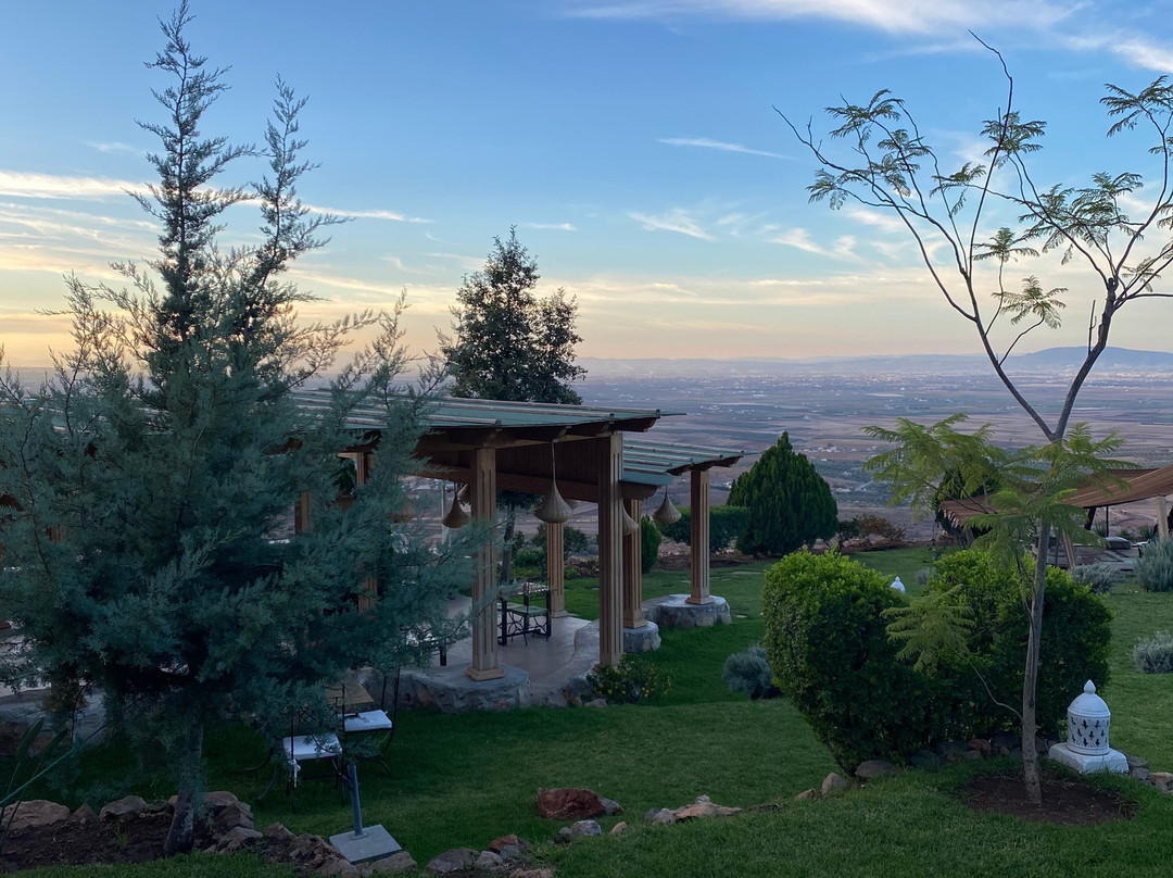 Dar El Mandar Farm主图