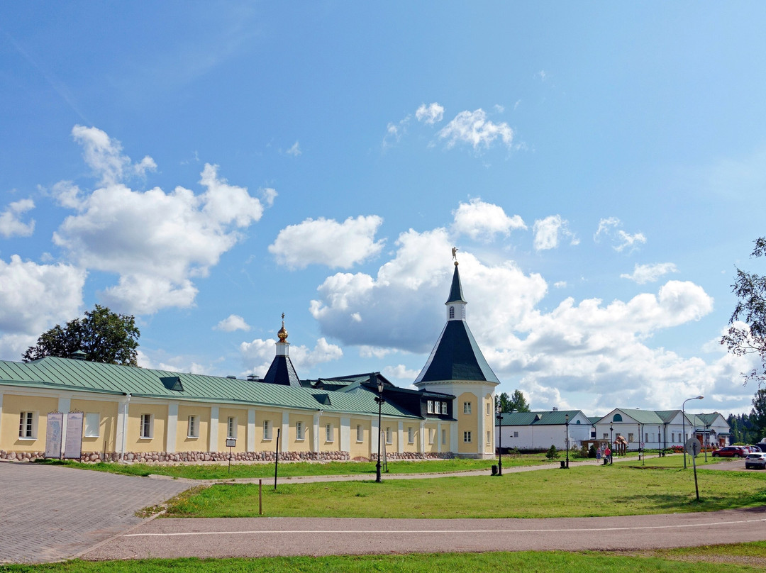 Iver Svyatoozersky Monastery景点图片