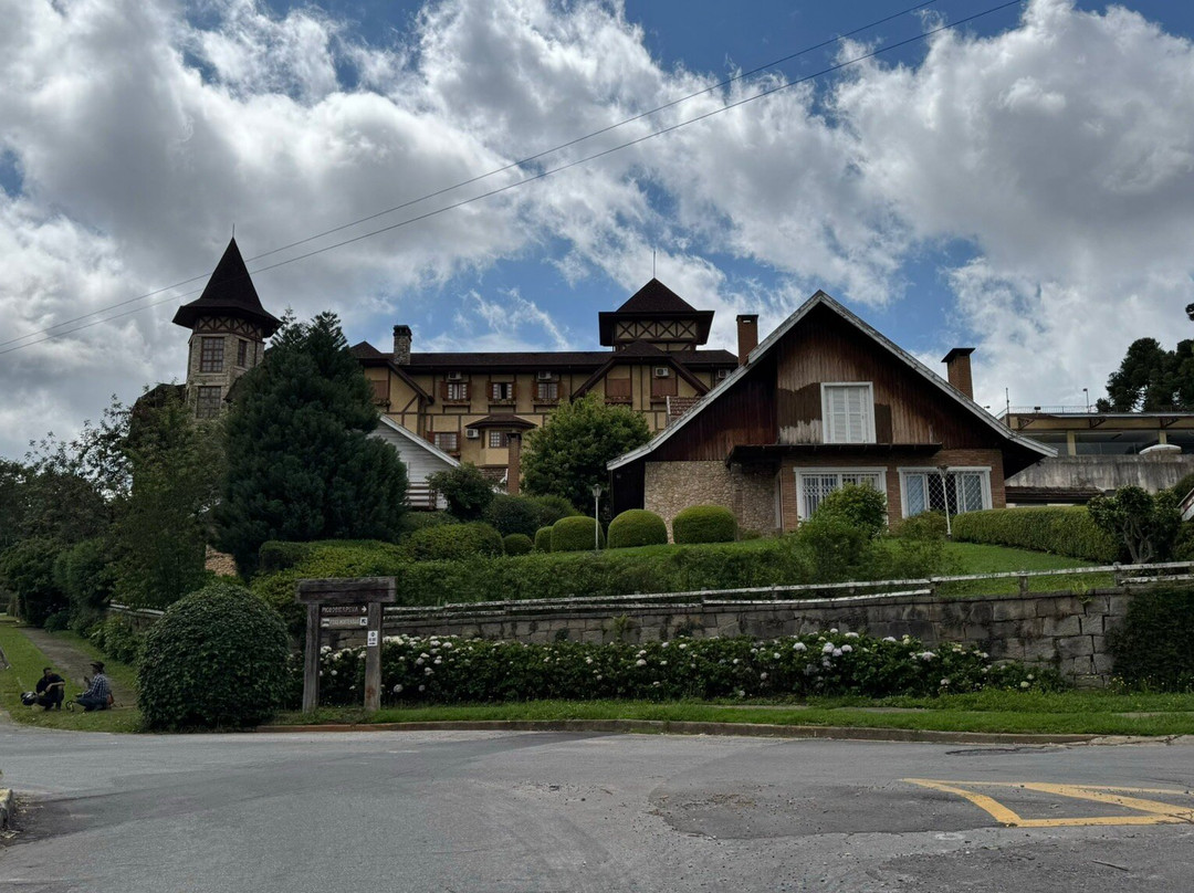 勒雷纳德酒店主图