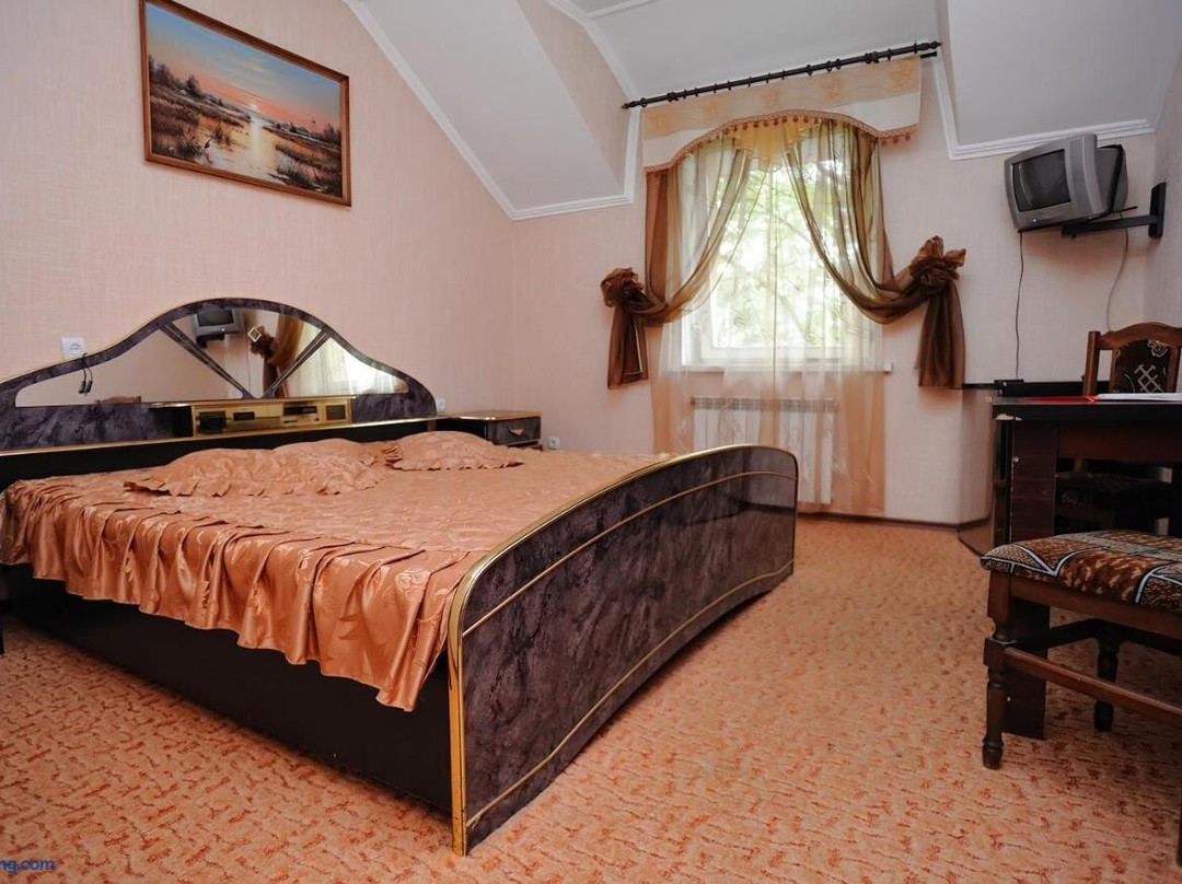 Star Hotel