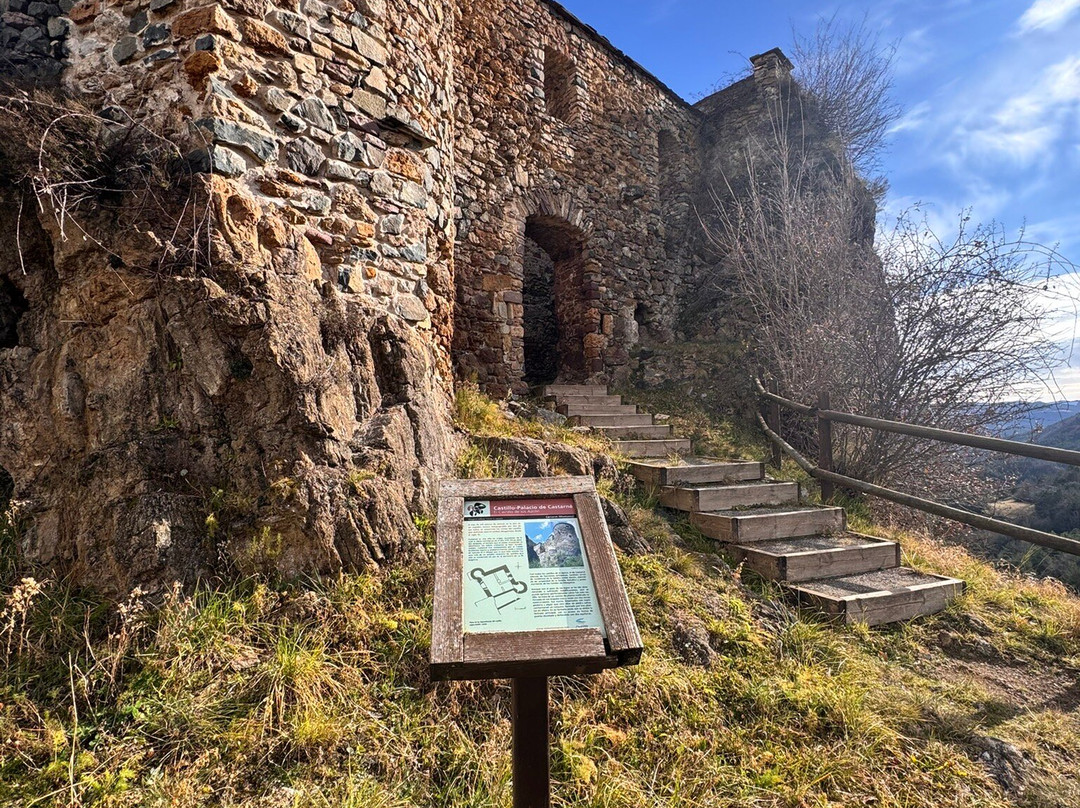 Castillo de Castarne - de los Azcon-Montanuy必去景点