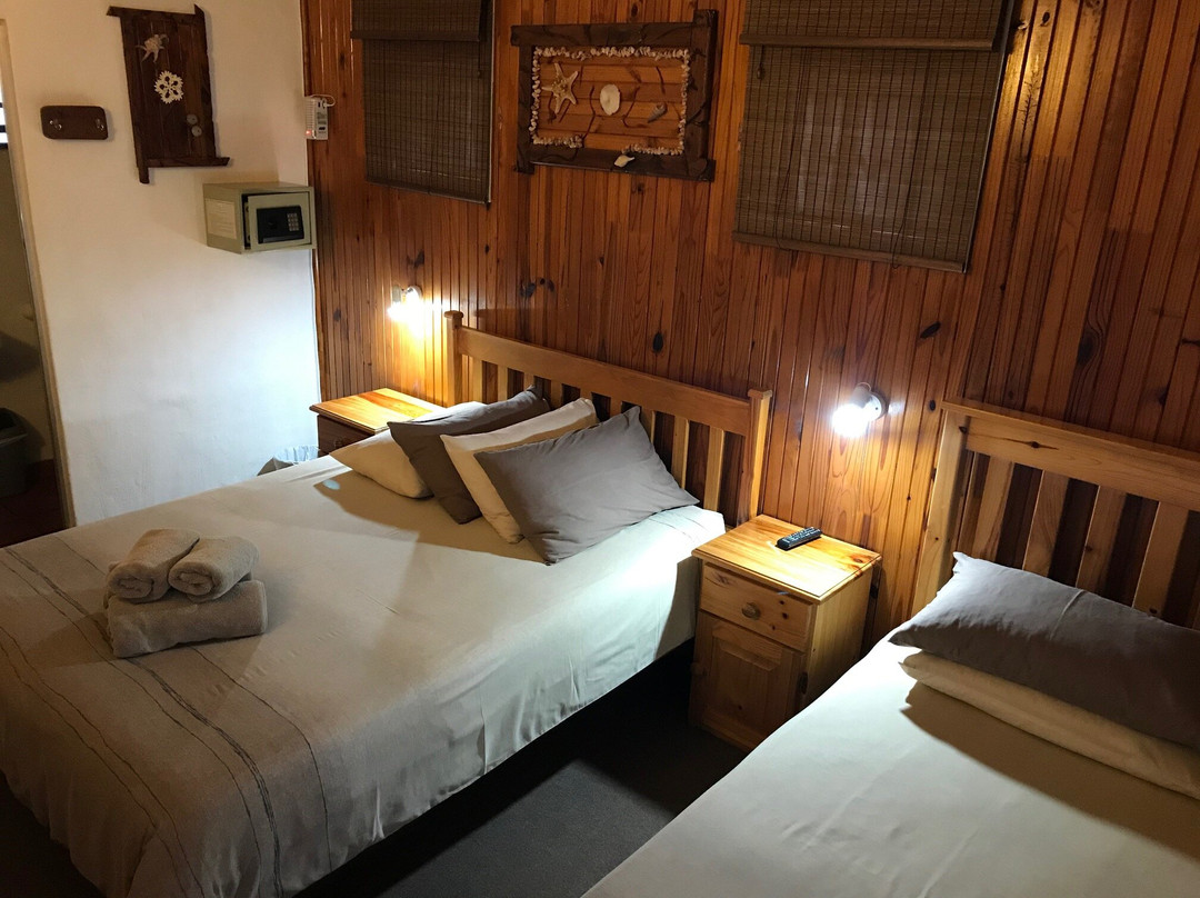 Bay Cove Inn Bed & Breakfast主图