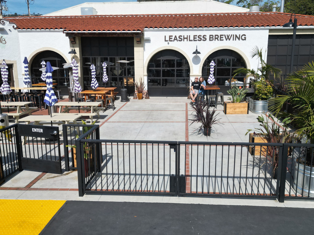 Leashless Brewing景点图片