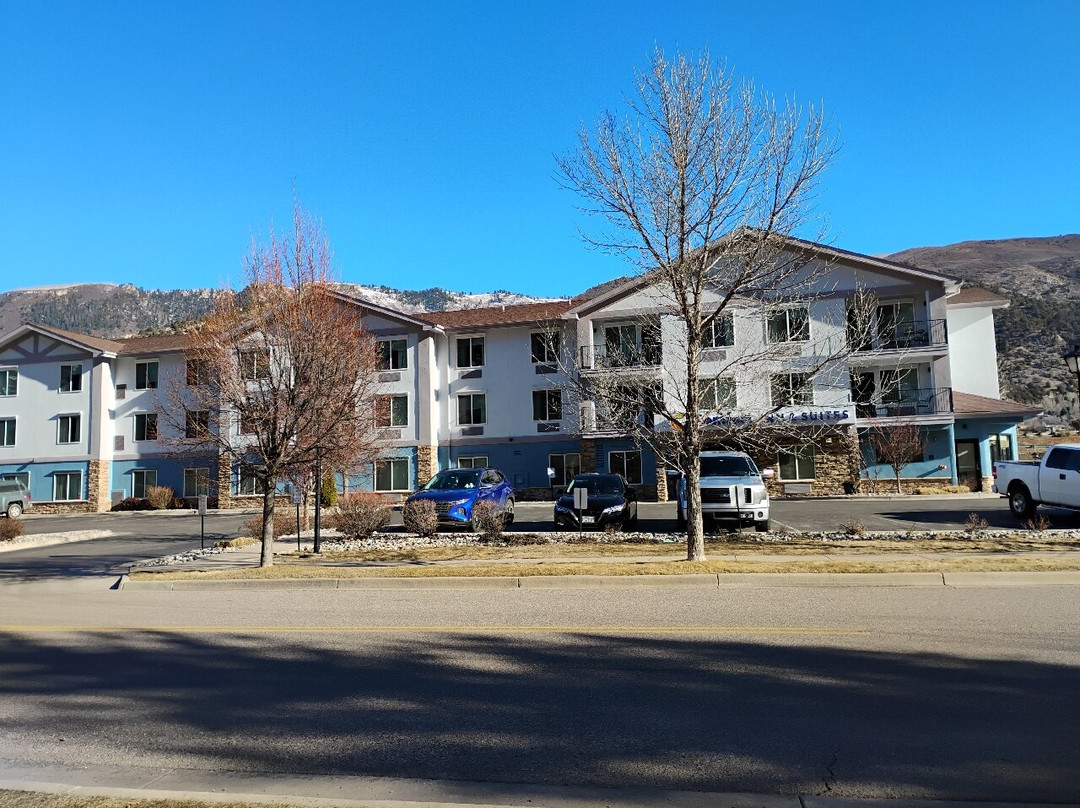 Comfort Inn & Suites主图