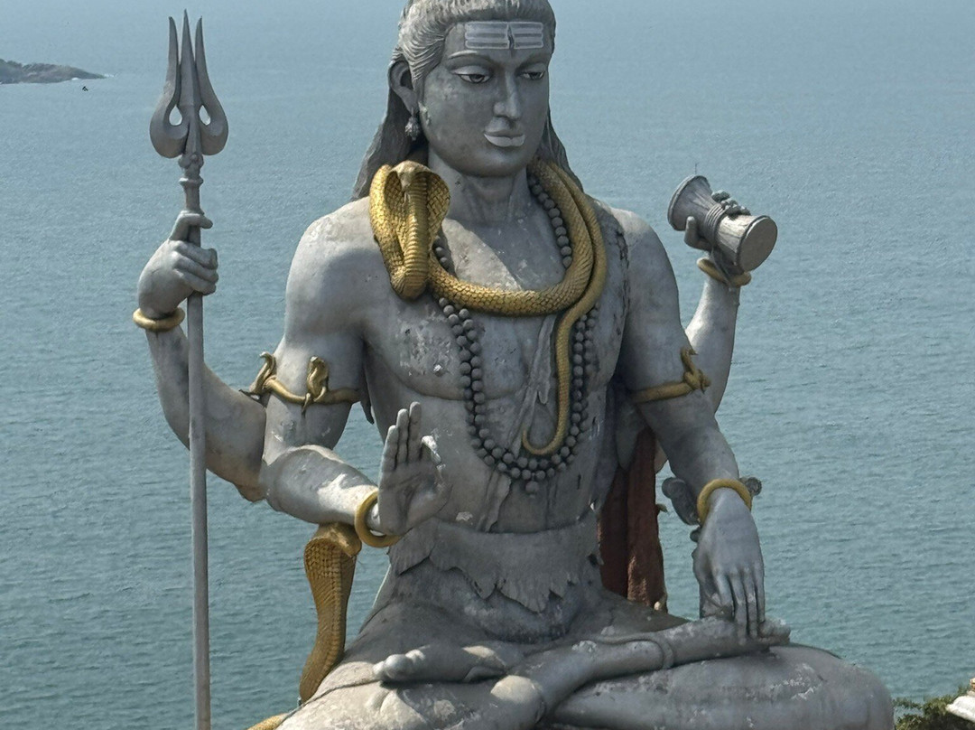 Murdeshawar Lord Shiva Temple景点图片