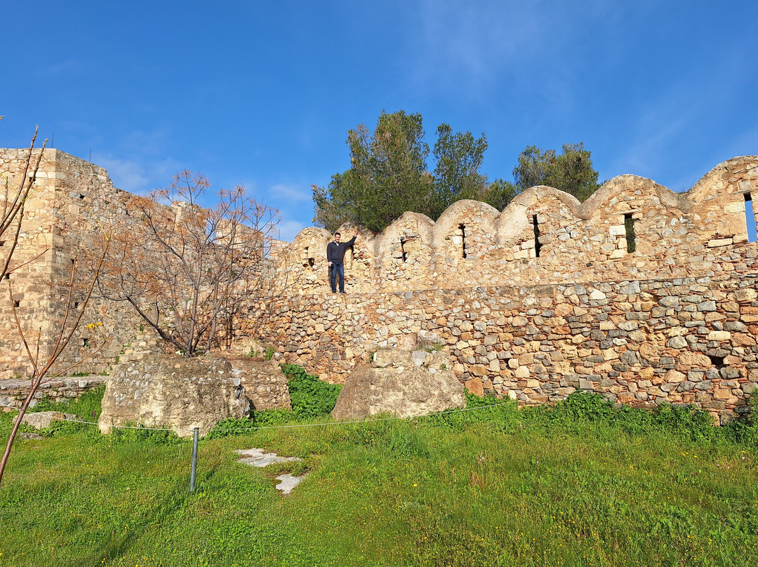 Karababa Castle-Khalkis必去景点