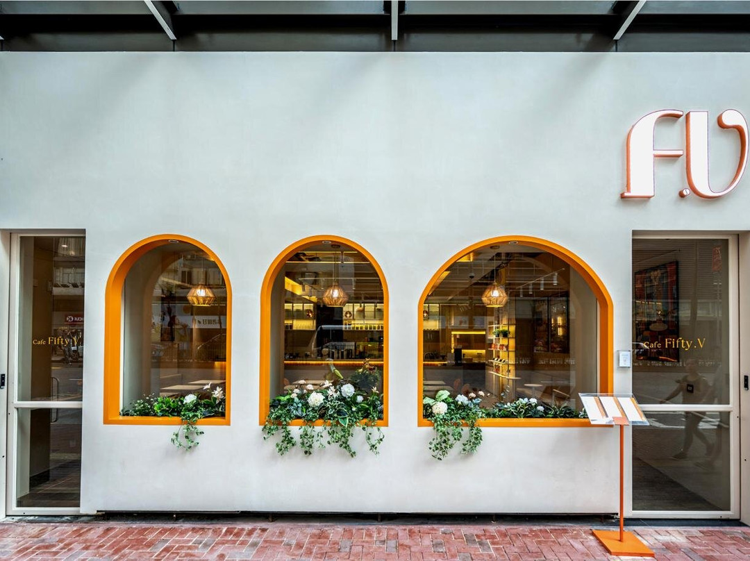 Cafe Fifty.v