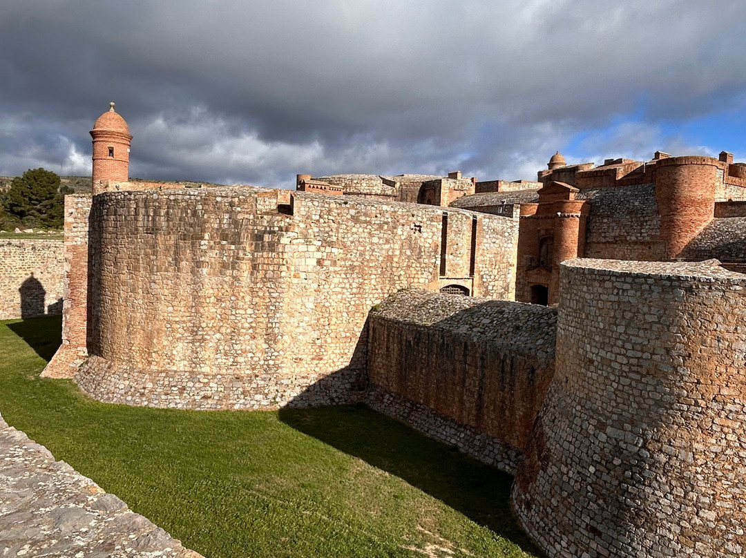 Forteresse de Salses景点图片