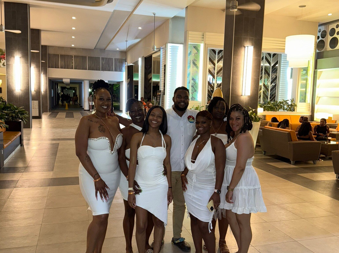 Next Stop Jamaica Adventures-蒙特戈贝必去景点