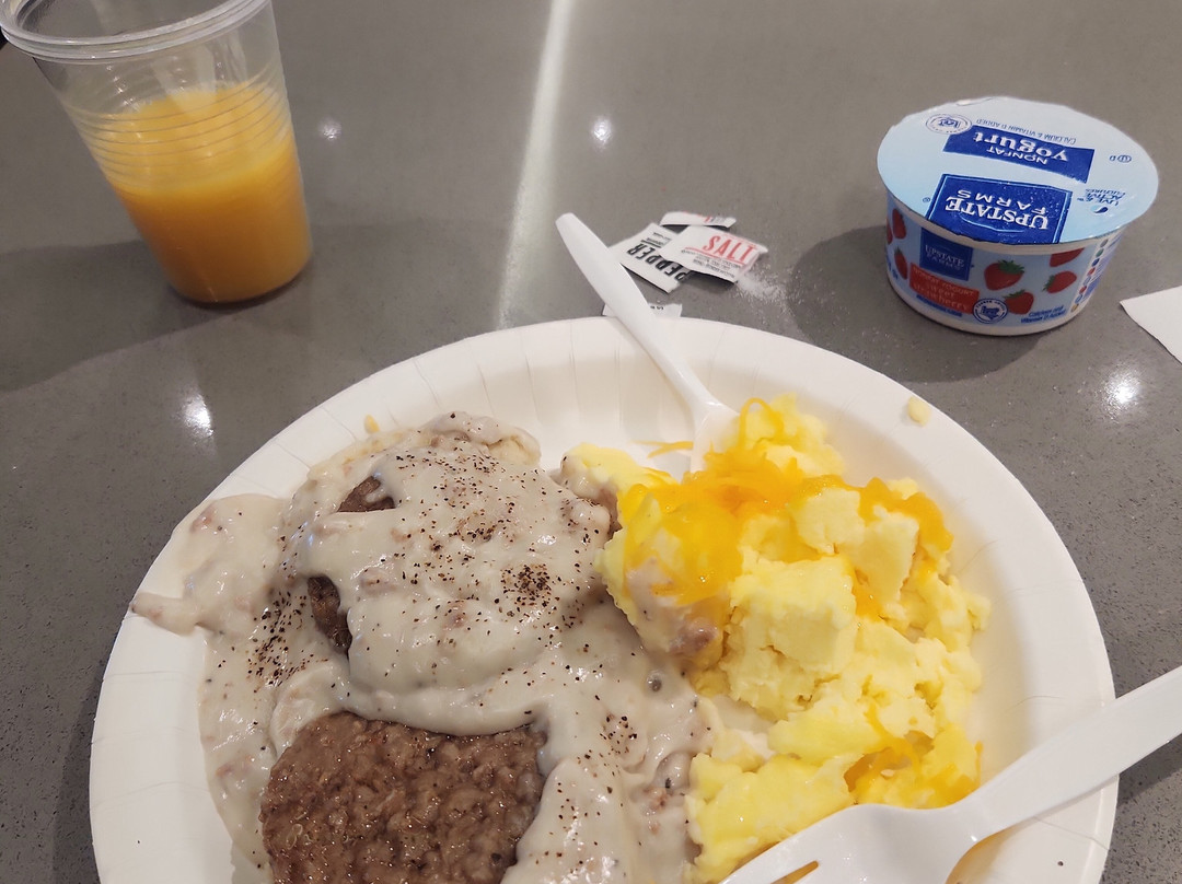 La Quinta Inn & Suites by Wyndham Cincinnati Sharonville主图