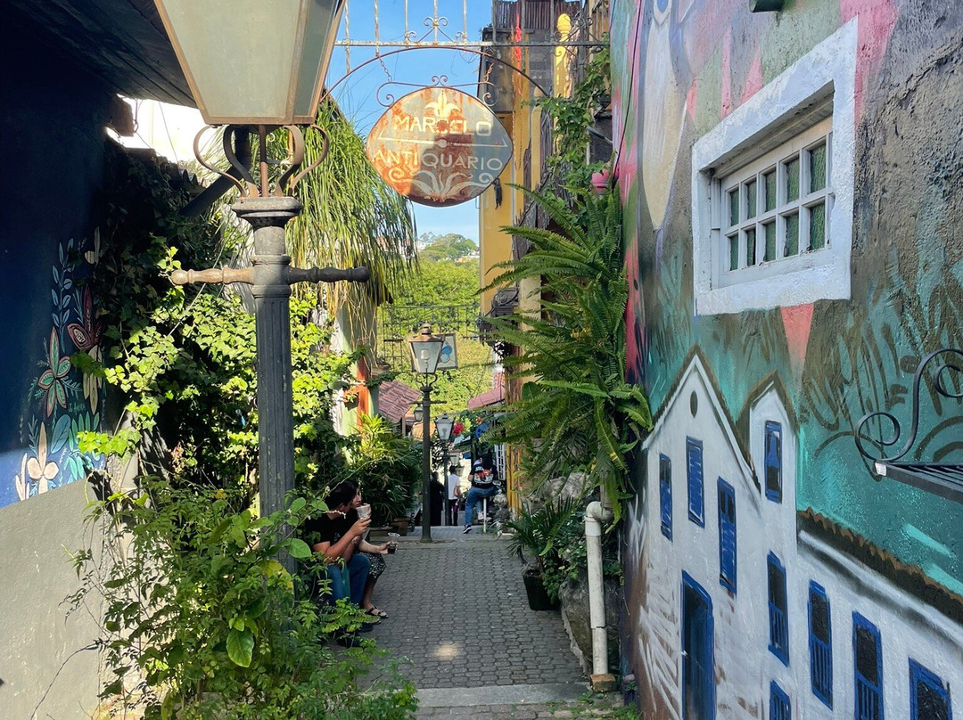 Viela das Lavadeiras-恩布必去景点