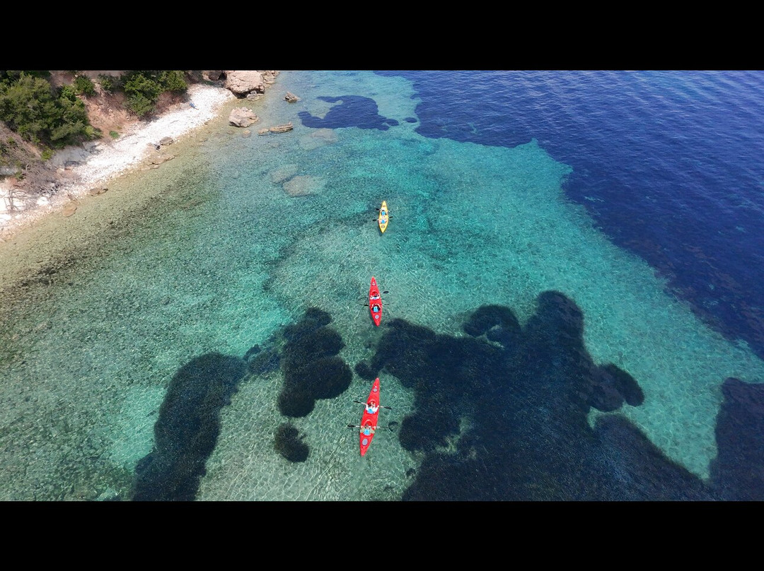 Sea Kayaking Zakynthos景点图片