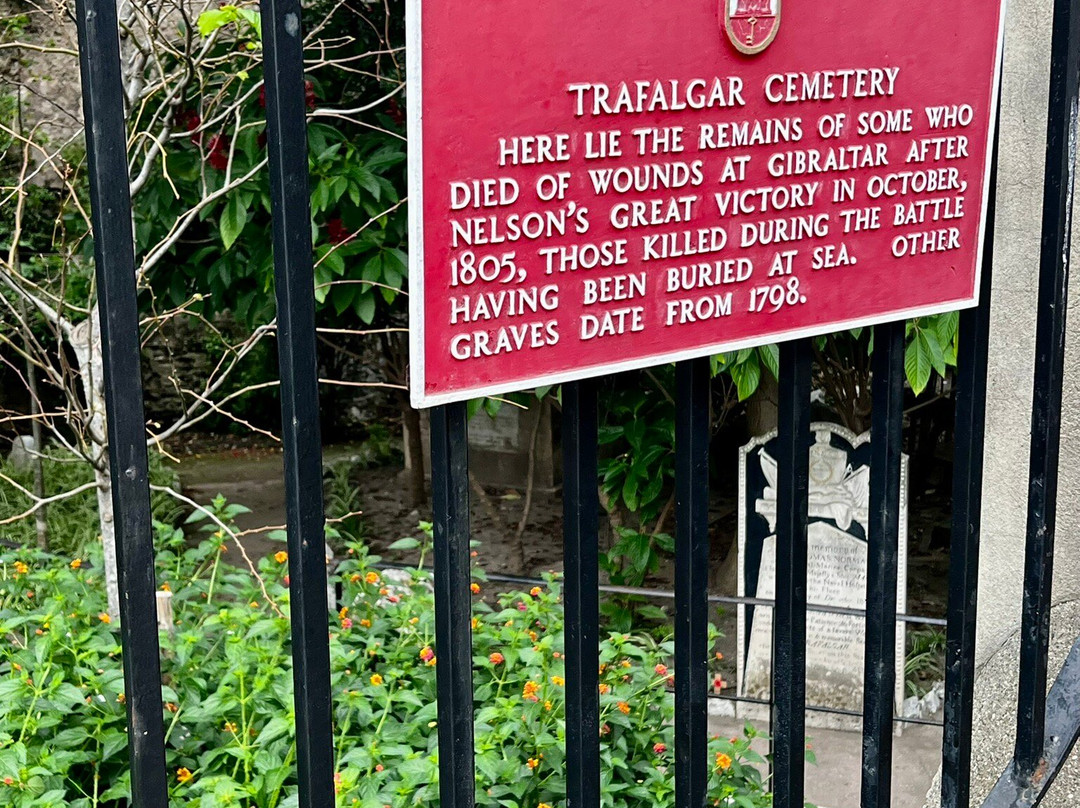 Trafalgar Cemetery-直布罗陀必去景点