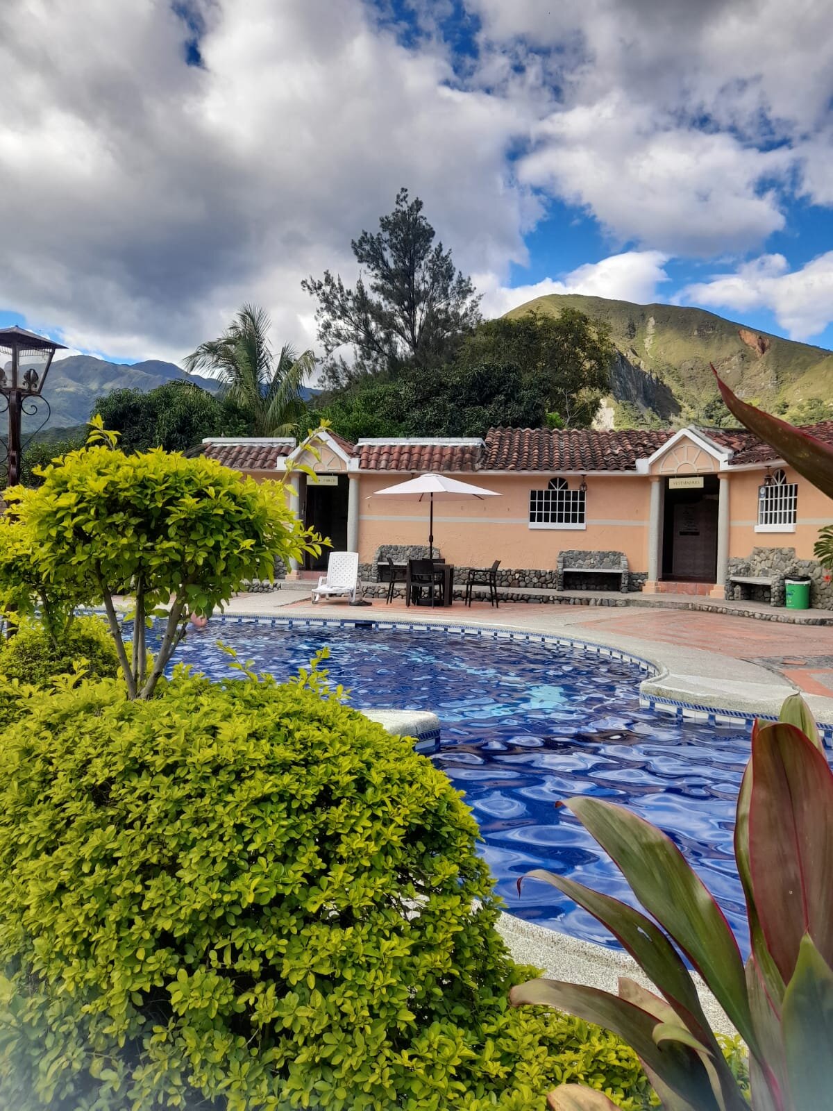 Hosteria Paraiso-泳池