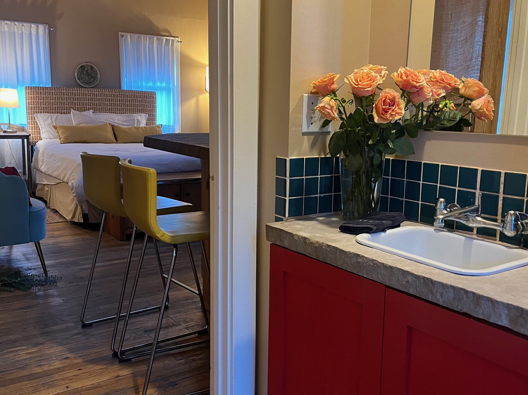 Java Junction 2nd Floor Lodging主图