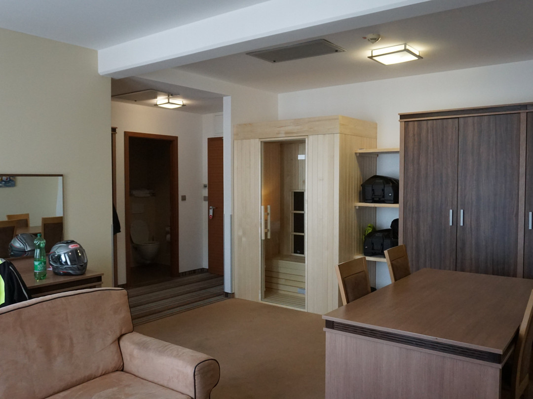 Hotel Kras主图
