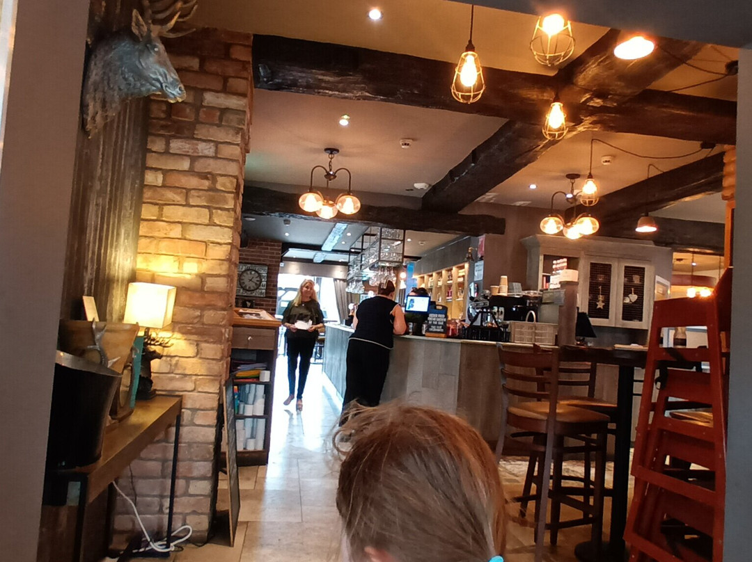 The Station Restaurant & Bar主图