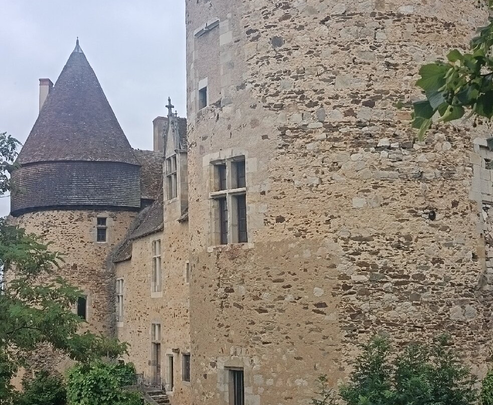 Château de Culan-Culan必去景点
