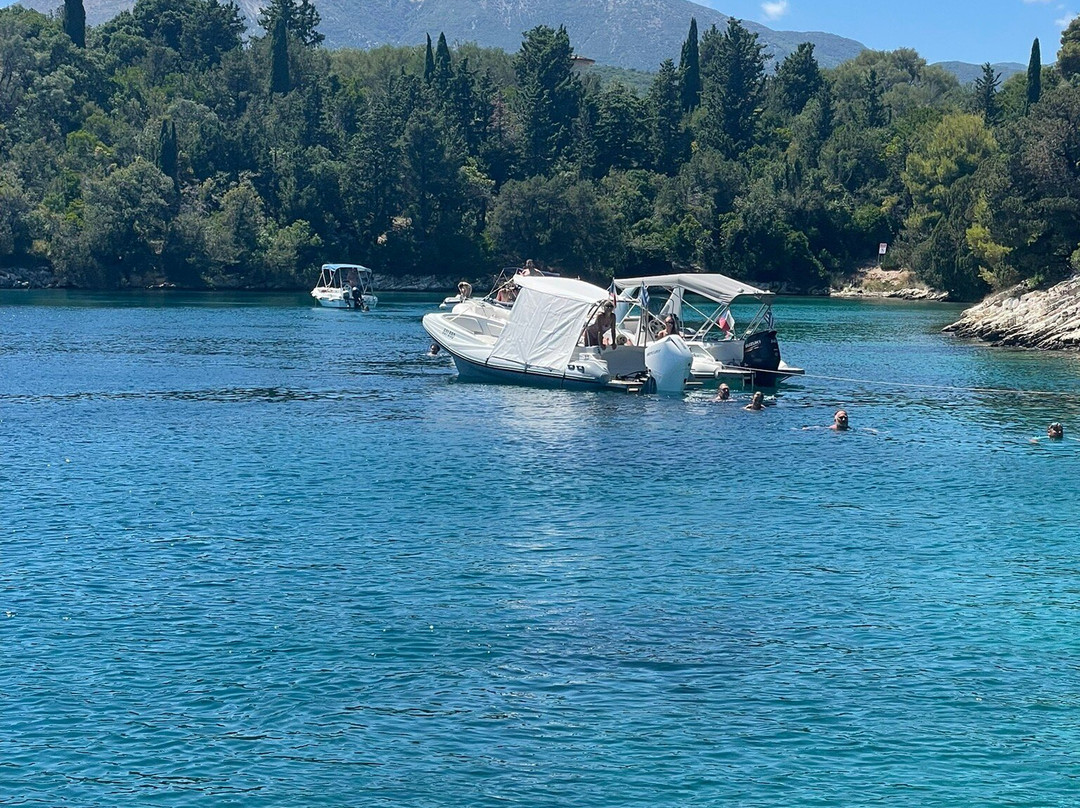 Marilena daily cruises Lefkada-Nidri必去景点