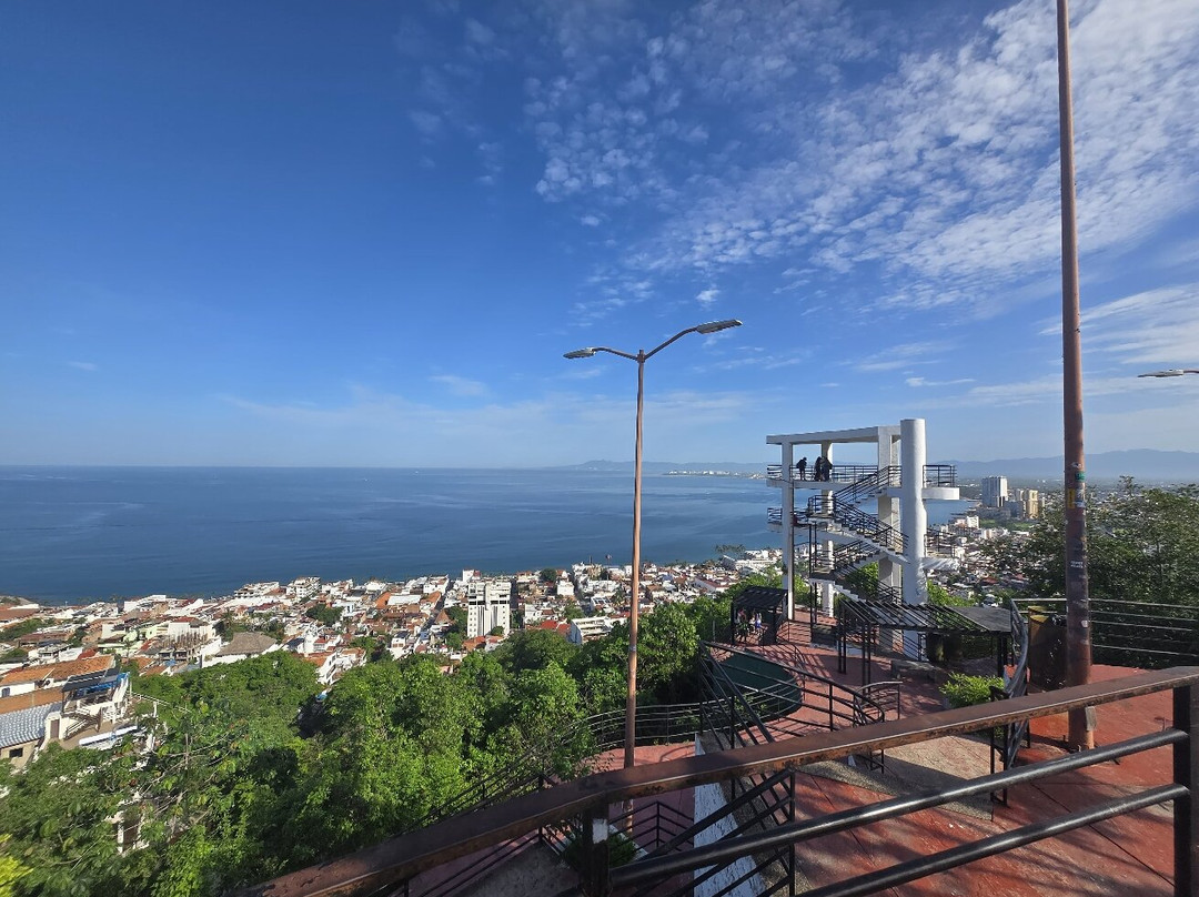 Mirador de La Cruz-瓦拉塔港必去景点