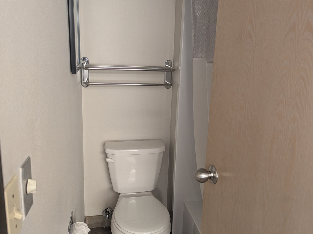 坎顿名人堂华美达酒店主图