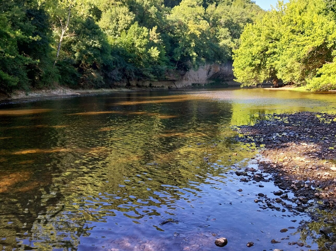 Canoe Tursacois-Tursac必去景点