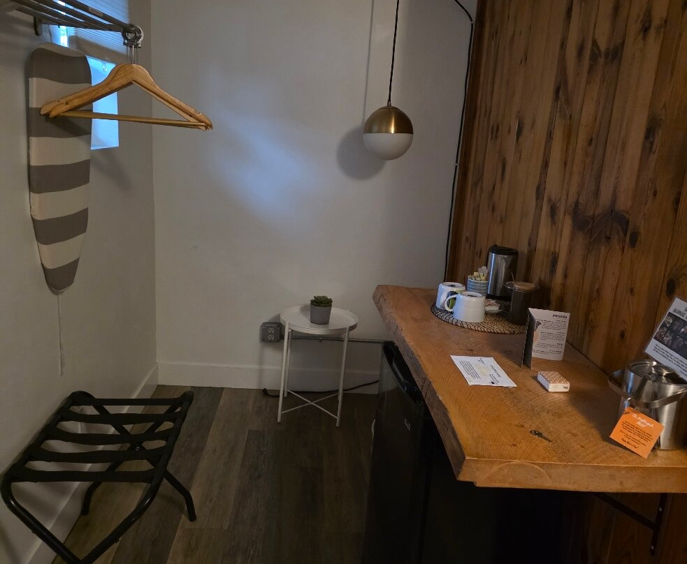 The Nightingale Motel主图