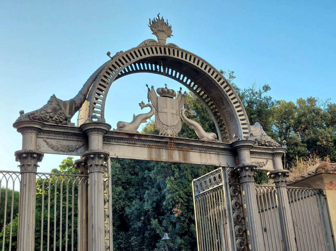 Cast Iron Gate, Ex-Ilva, Follonica-福洛尼卡必去景点