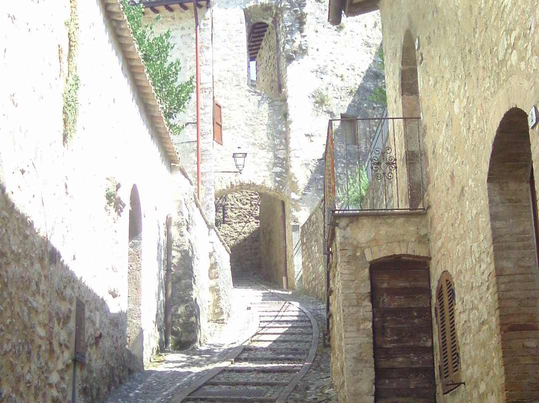 Centro Storico Vallo di Nera-Vallo di Nera必去景点